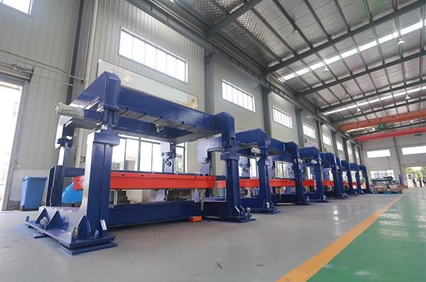 Automotive front panel straight line forming machine -1